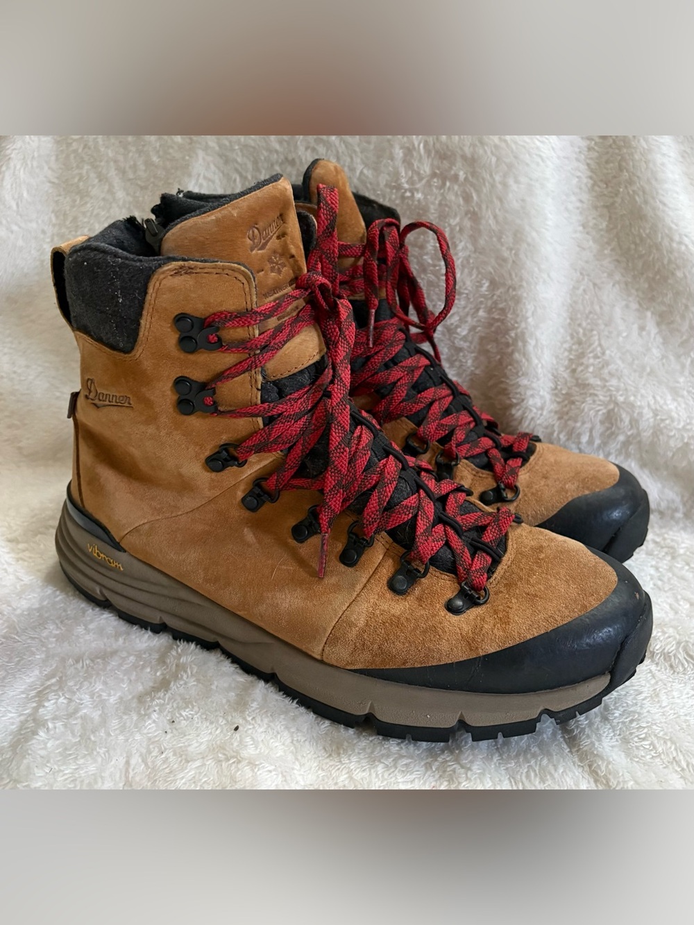 Men’s Danner Artic 600 Side Zip Hiking Boots 200 G 9.5 EE Brown Red